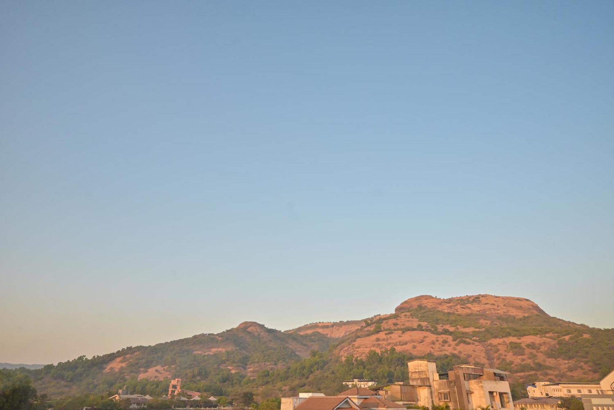 Empyrean Stay Ll 2Bhk Ll Ac Ll Jannat Villa Ll Private Swimming Pool Lonavala Kültér fotó